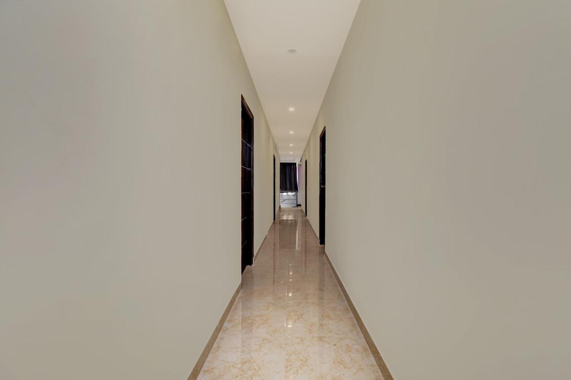 Collection O S. M. Village Residency, Near Dsr Elixir, Bidare Agrahara Bangalore Esterno foto